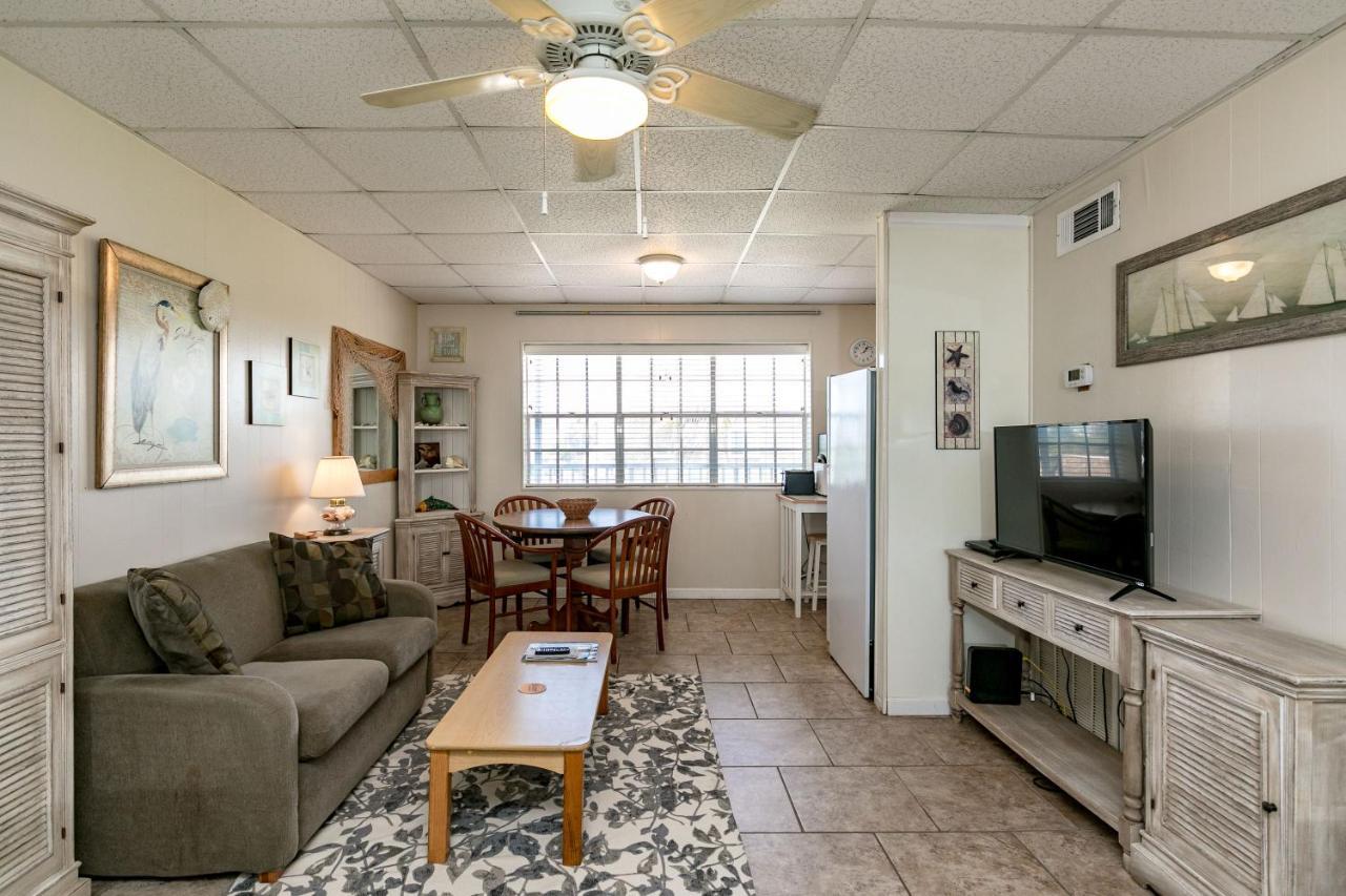 Buried Treasure Apartment พอร์ท อารานซัส ภายนอก รูปภาพ